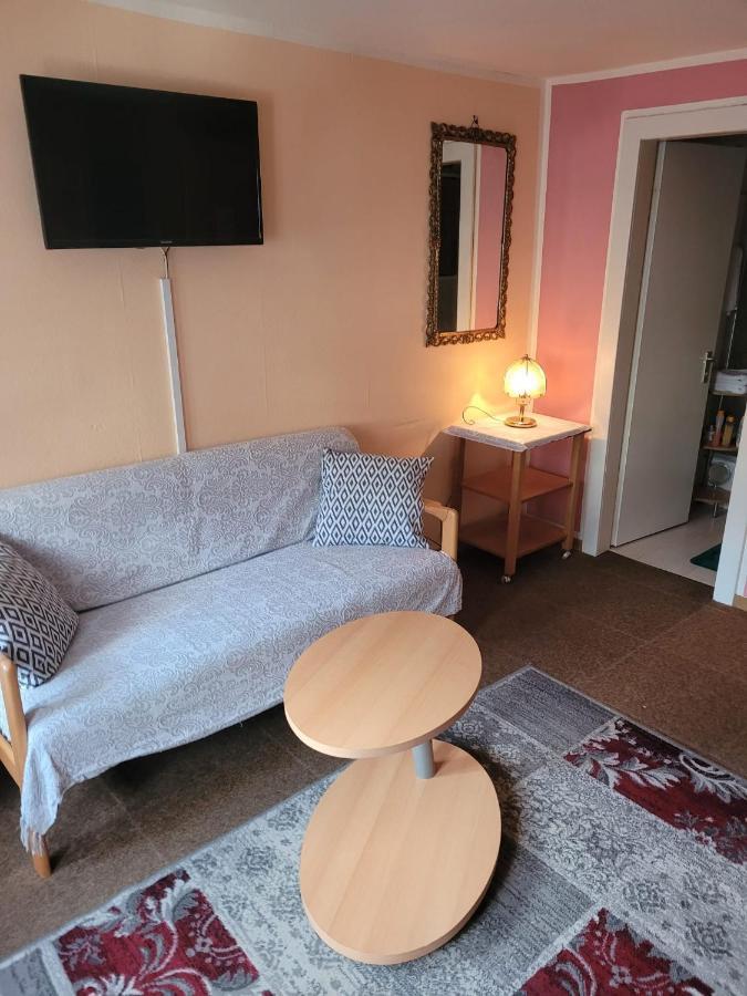 Gaestehaus Luise Bed and Breakfast Monschau Eksteriør billede